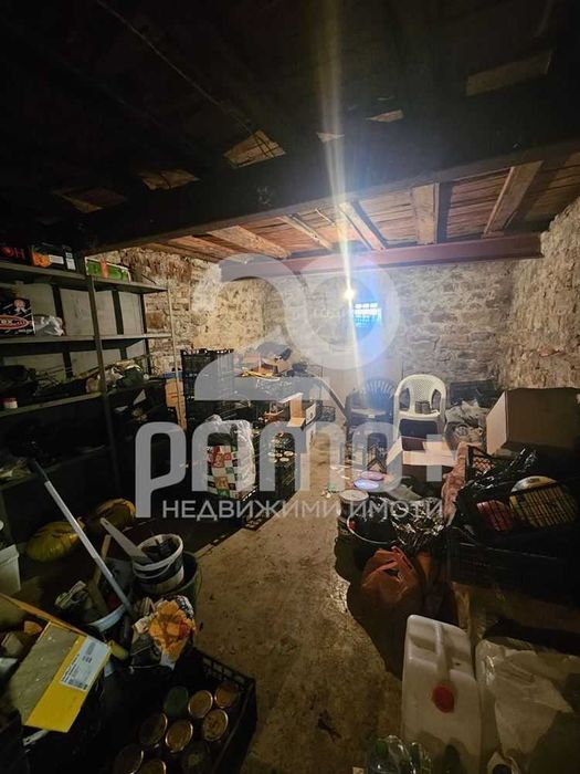 Продава се Етаж от къща в Велико Търново, Център - 100 кв.м за 2000 €/кв.м - Снимка #13