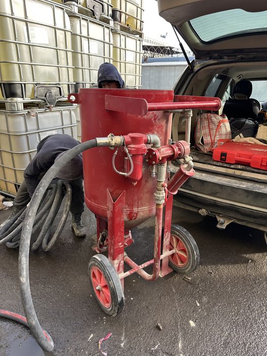 Продам пескоструй заводской 200л идеалный сос