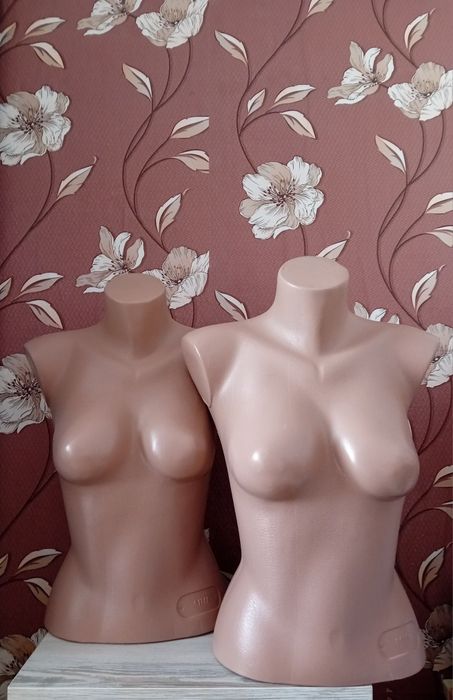 Манекени за дрехи