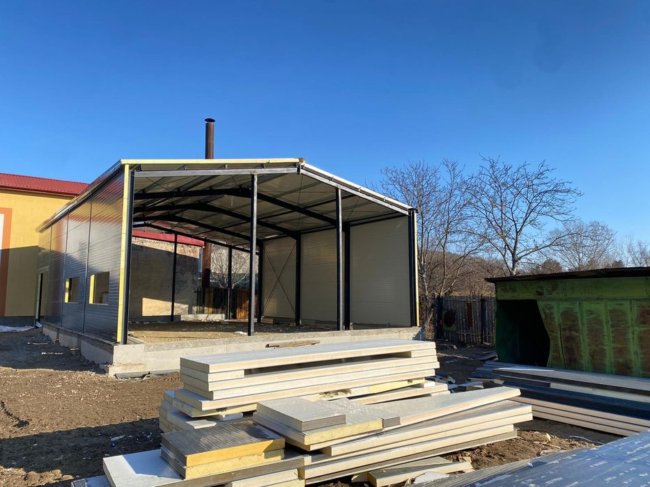 Vand hale metalice industriale asigură transport