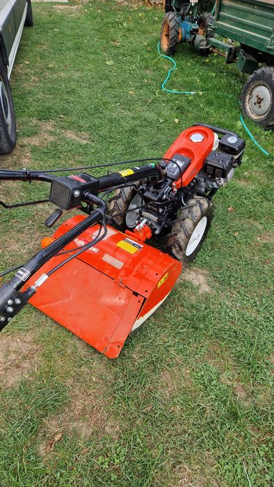Motocultor goldoni cu freza