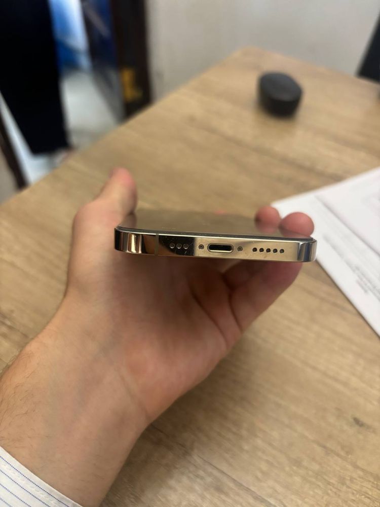 Iphone 12 pro LLA