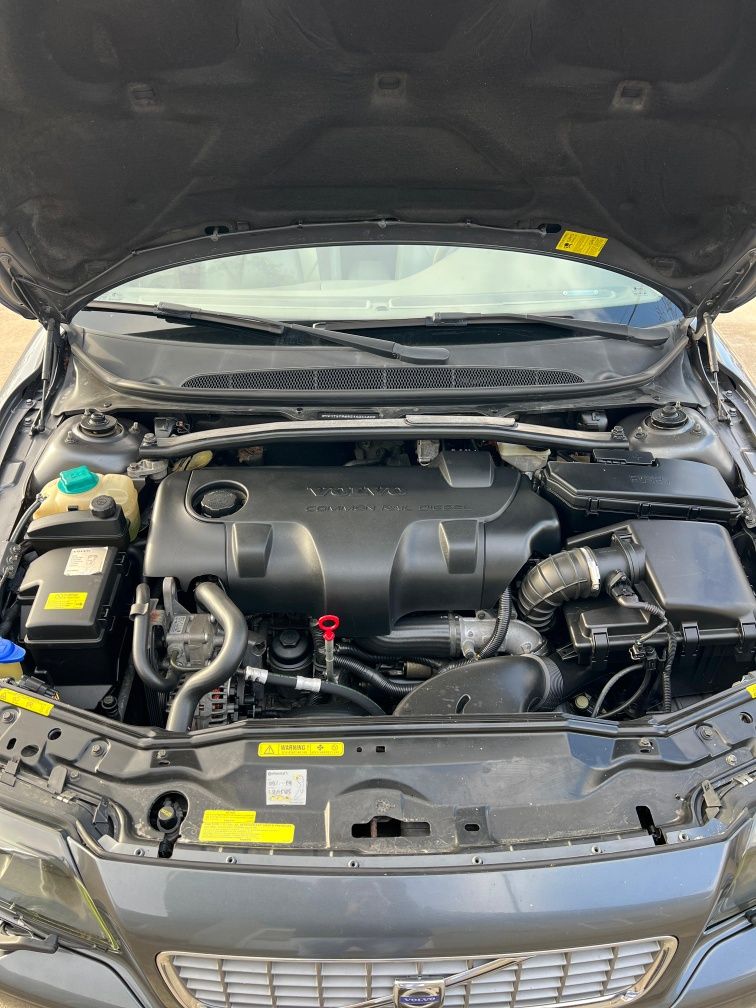 Vand Volvo S80 D5 Automata 2006 255 000 km reali culoare gri 2.4 disel