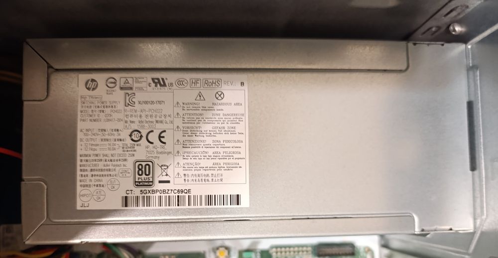 Настолен компютър HP