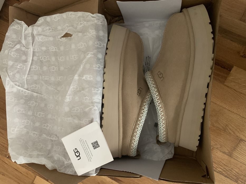 Обувки UGG tazz