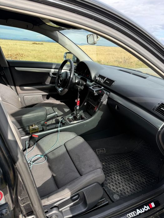 Vând Audi a4 b6 1.9