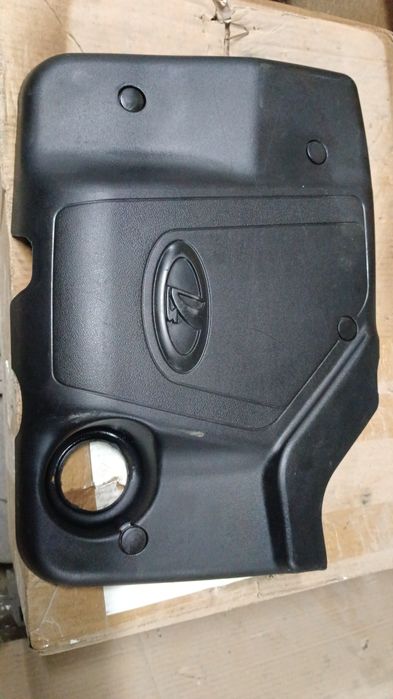 Экран двигателя для автомобиля