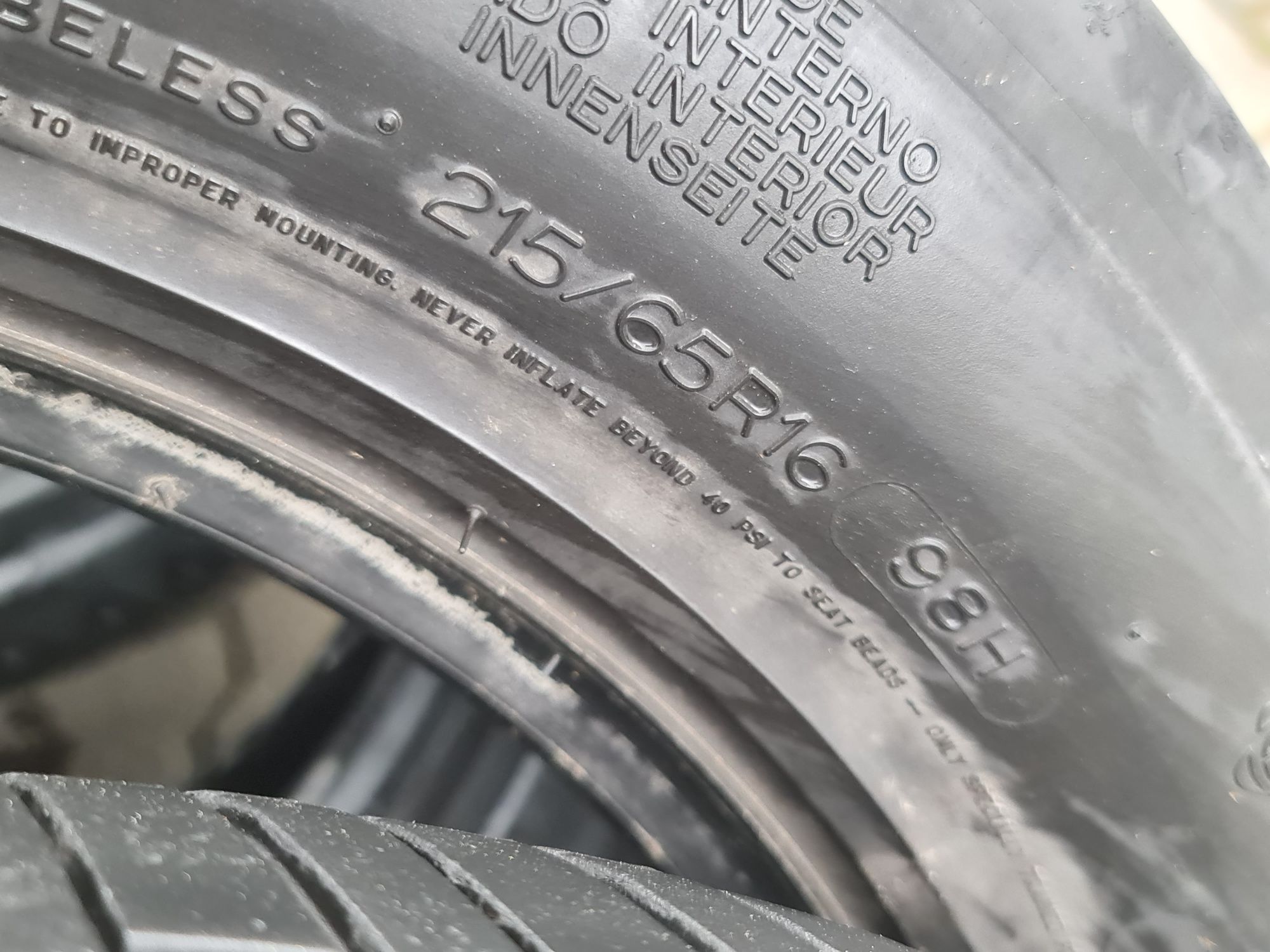 215 65 16 Michelin