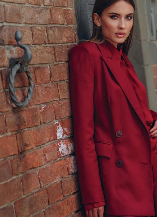 Костюм офисный российского бренда beribegi