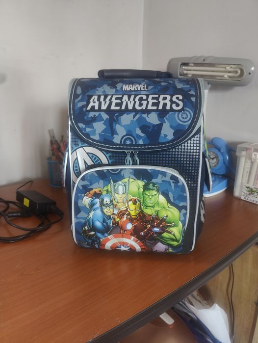 Школьный рюкзак продам