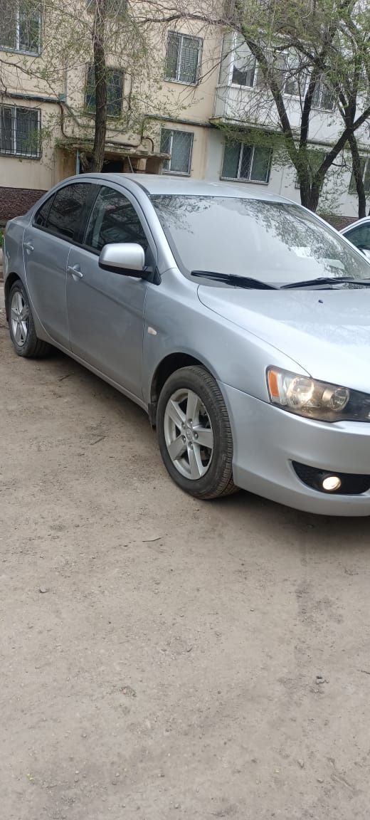 Продам Mitsubishi lanser 10