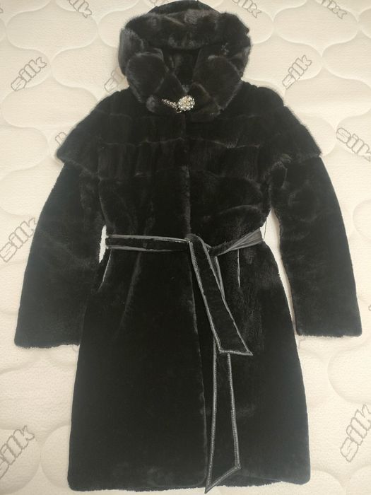 Продам мутоновую шубу