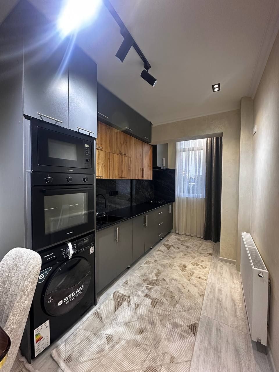 Квартира 3 комнаты, 72 м² Мирабадский район, гостиница Россия/ЗАГС
