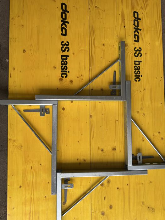 Cravate stalpi cofraj