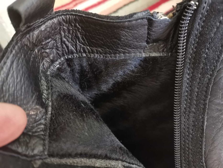 Нови, дамски боти. Естествена кожа, и велур.