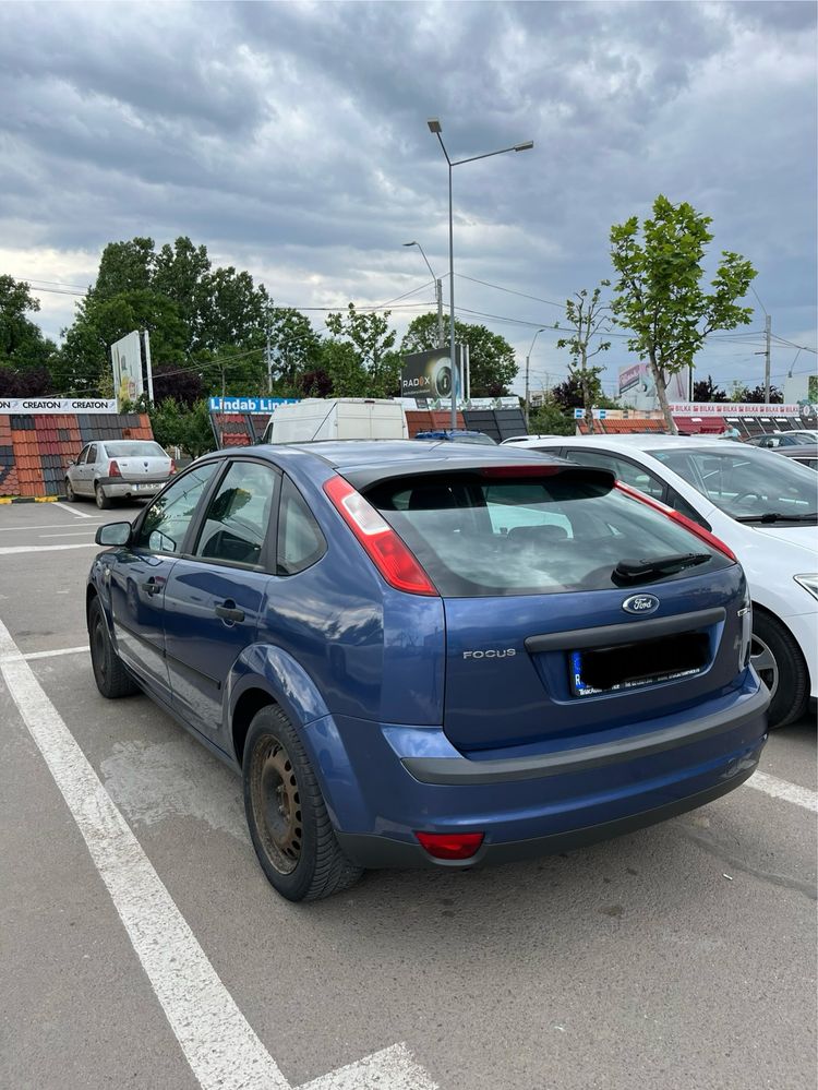 Ford Focus MK2 hatchback