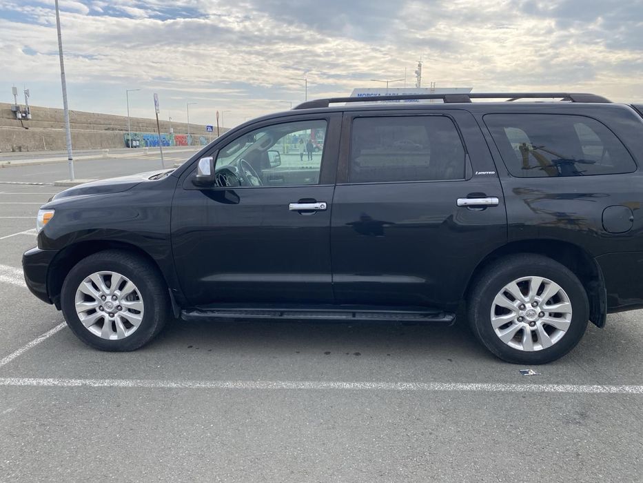 Toyota Sequoia Limited 5,7 LPG