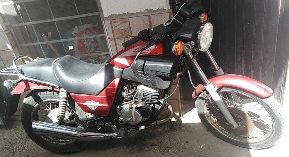 Мотоциклет/мотоциклети