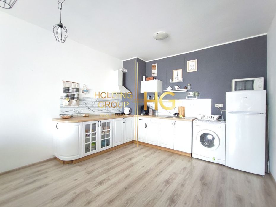 Продава се Двустаен апартамент в Варна, Аспарухово - 75 кв.м за 2060 €/кв.м - Снимка #3