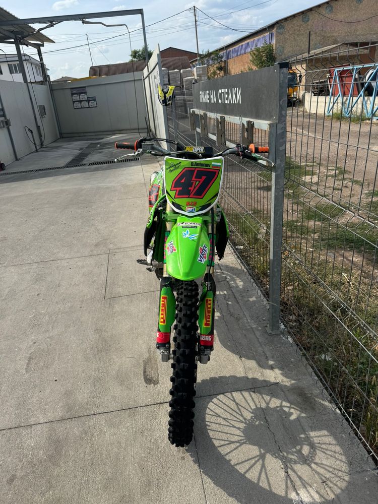 Продавам Kawasaki kx250f