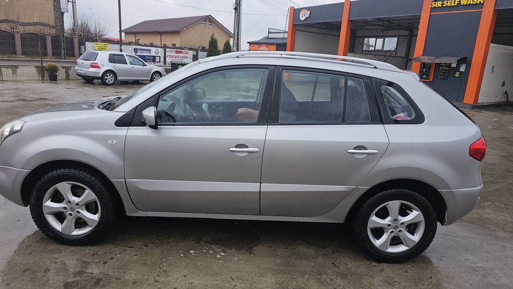 Vând Renault koleos