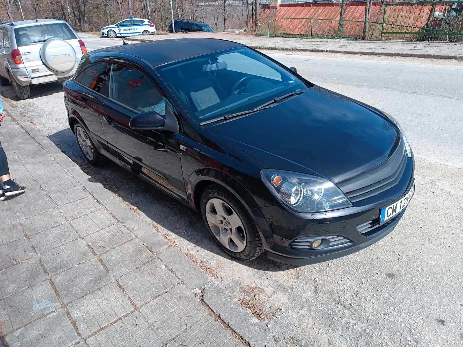 Opel Astra h GTC 1.9
