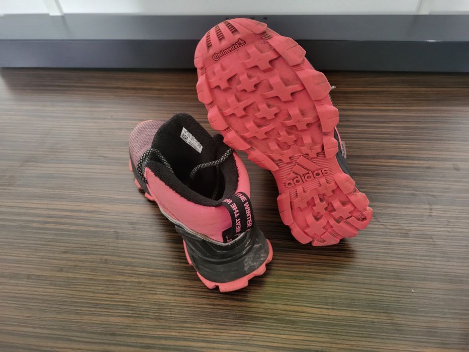 Ghete Adidas nr 32