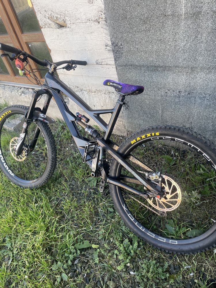 vand urgent! bicicleta yt capra cf comp 2