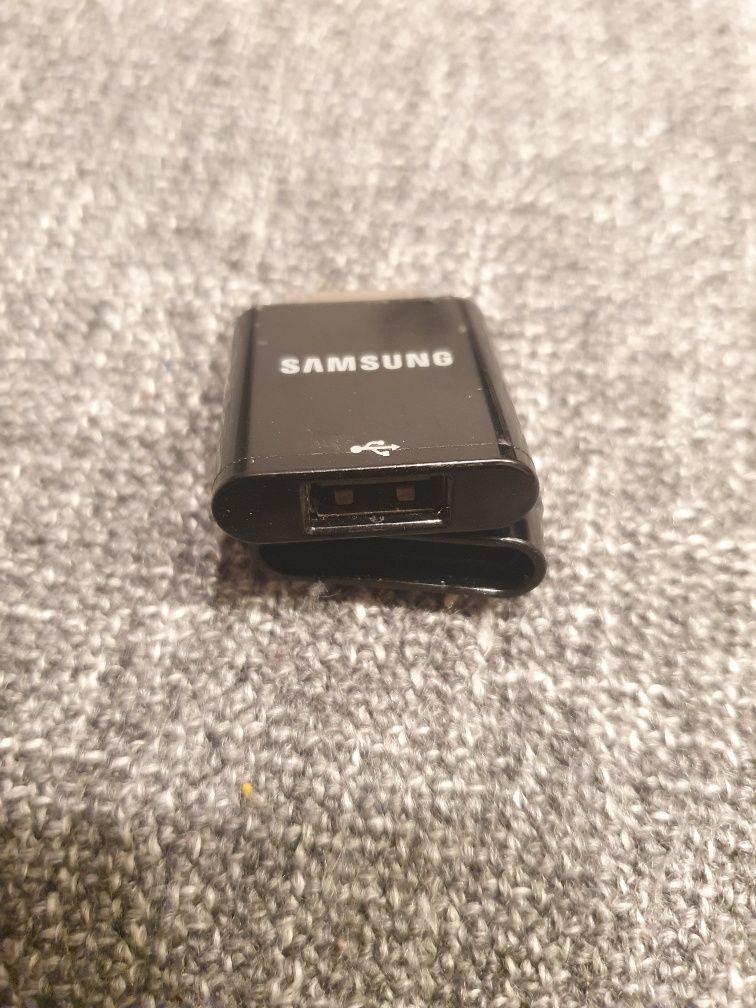 Adaptor Samsung USB OTG 20 pini