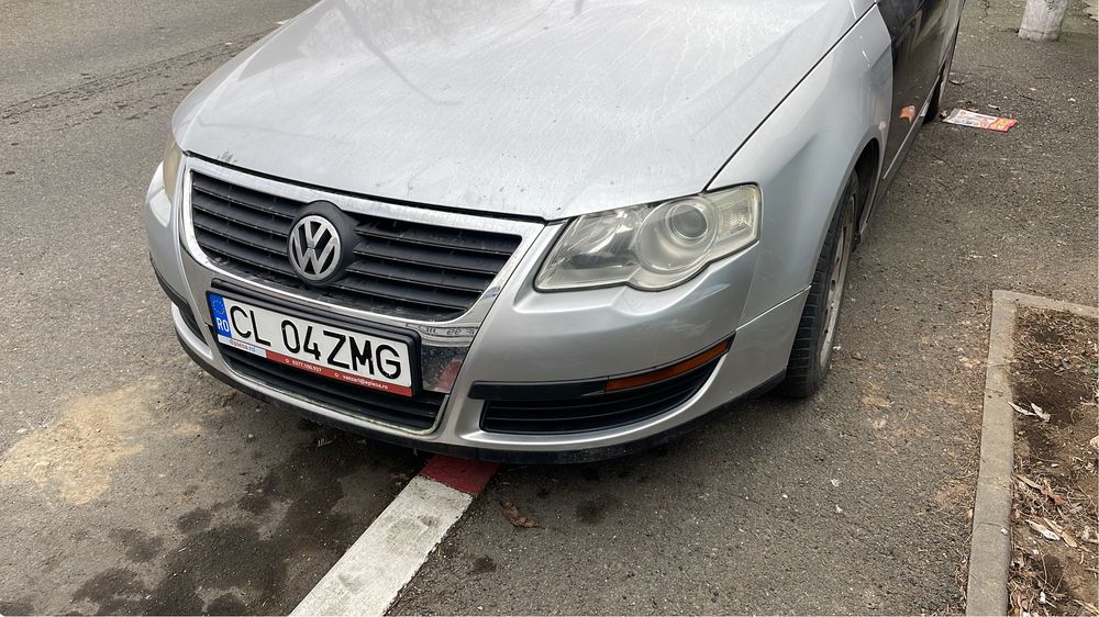 Dezmembrez o gama larga de vw passat b6