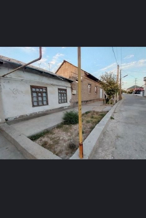 шахар марказидан уй карши шахар Уй сотилади Жайхун кучасида  жойлашган