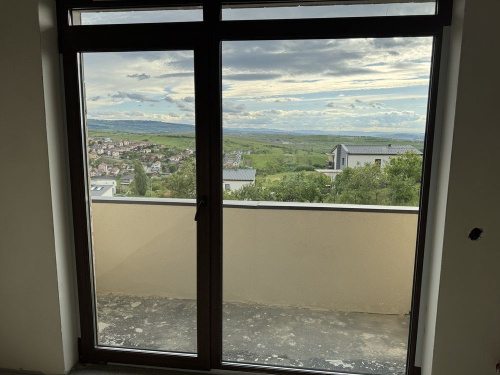 Duplex de vanzare Dezmir (case cuplate)!
