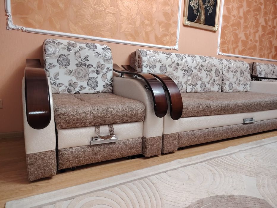 Продам Диван и 2 кресла