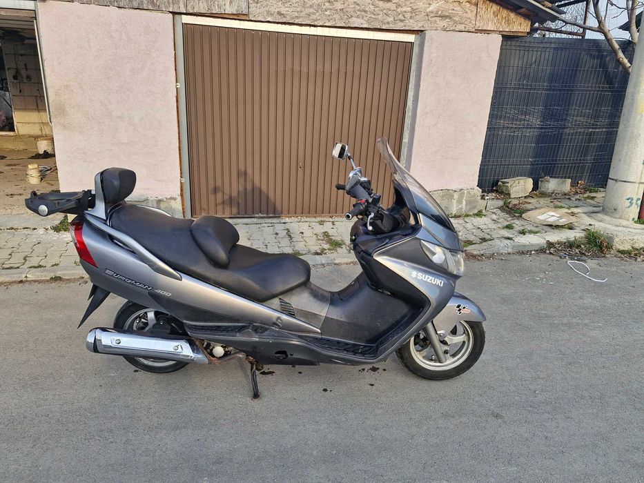 Suzuki burgman 400