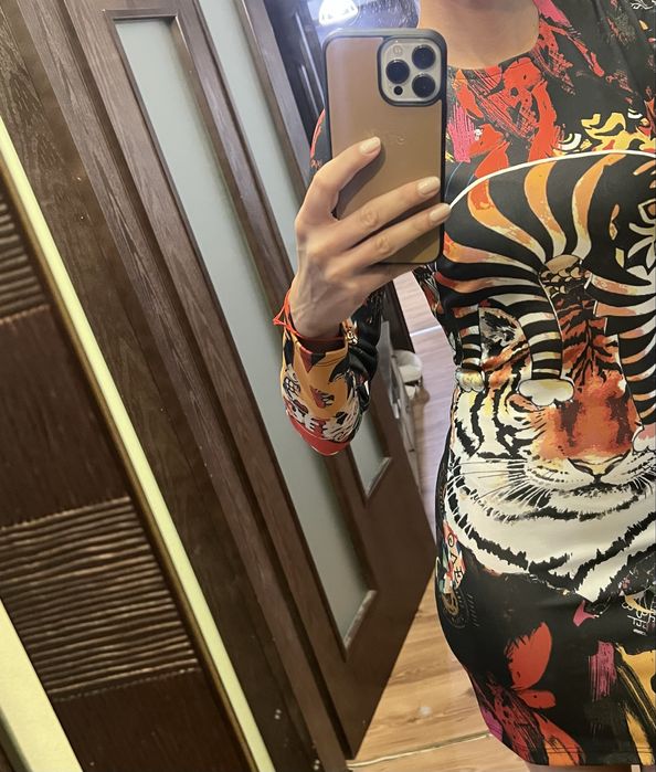 Дамска рокля “Nikole Coloection”.