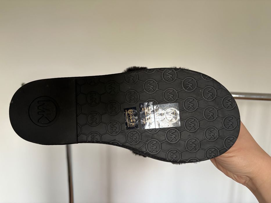 Пухени/меки чехли Michael Kors