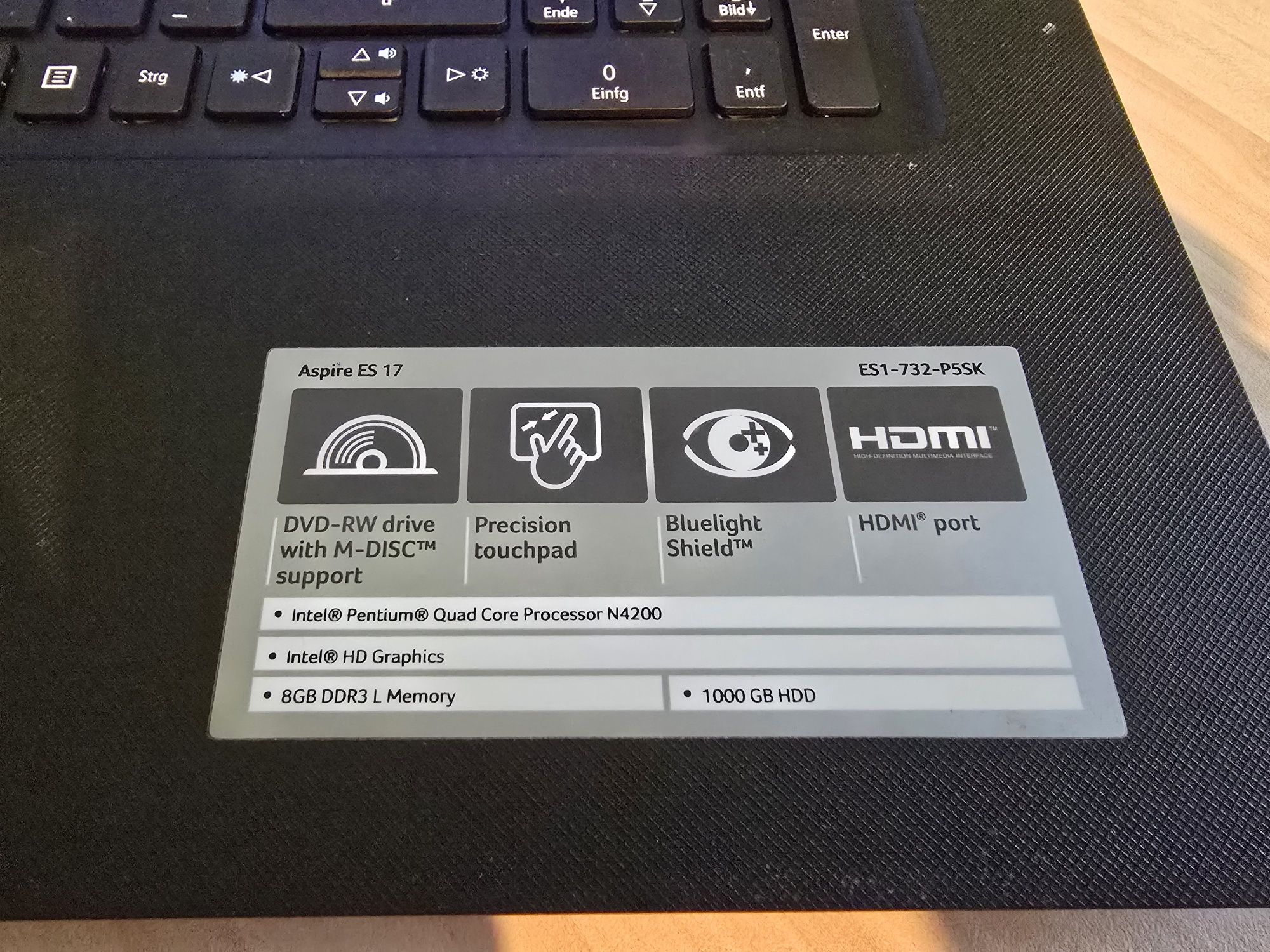 17.3" Acer 8GB RAM/1TB HDD