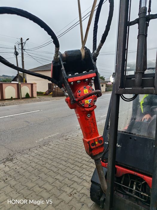 Picon miniexcavator KUBOTA KM105 1,1-3T