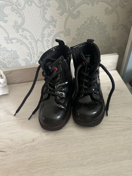 Ботинки для девочек