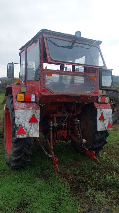 Vând tractor U 650