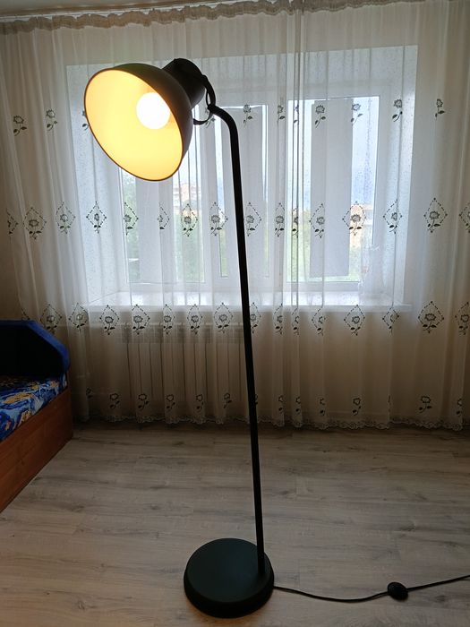 Продается светильник Экея