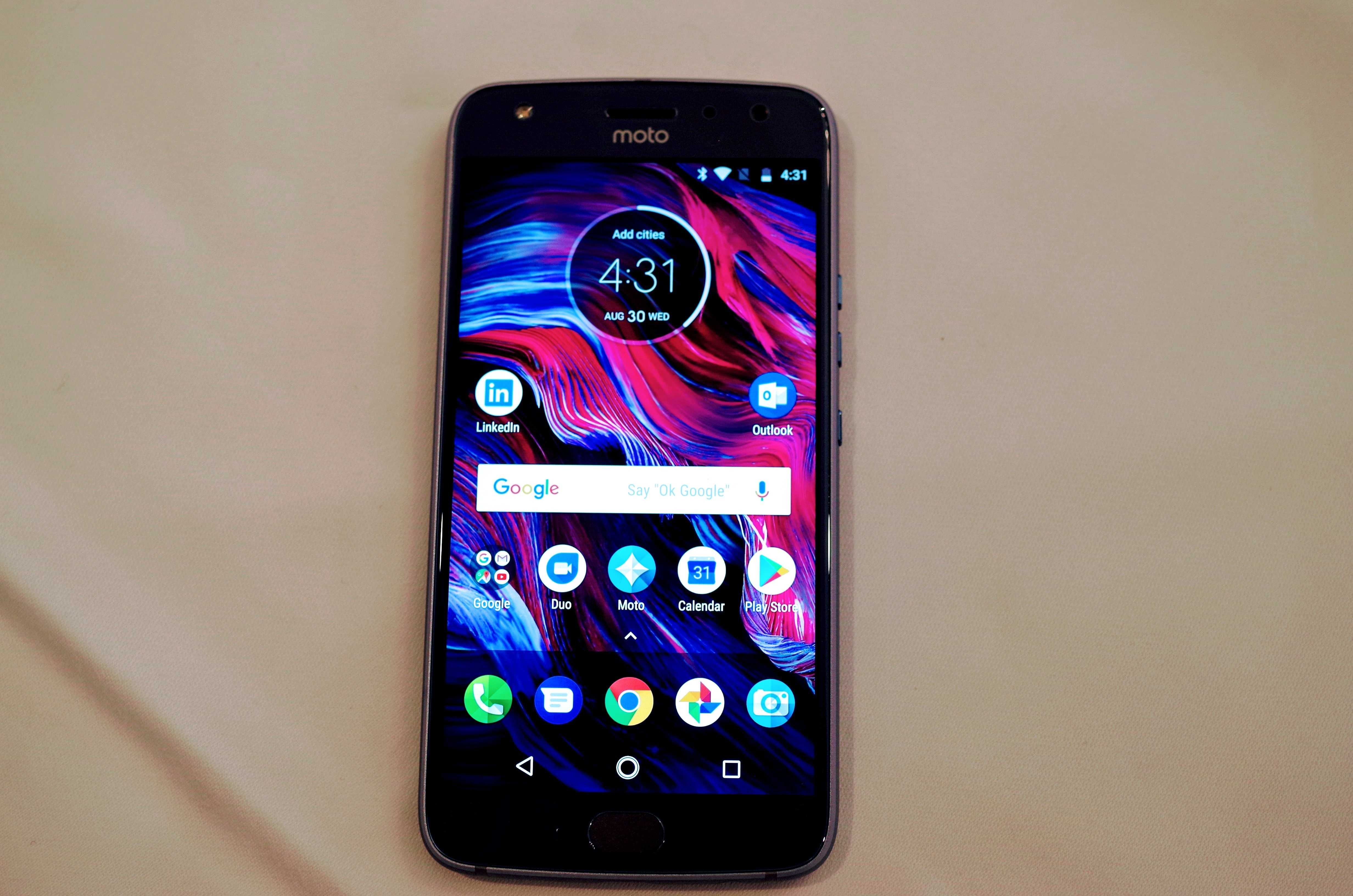 Motorola Moto x4 NOU +Husa + folie sticla