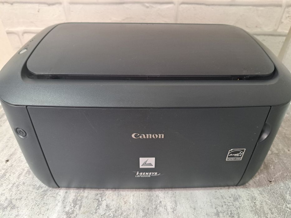 Продам принтер Canon I-sensys LBP6000B  (идеал)