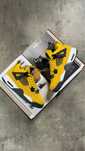 Air Jordan 4 Retro Lightning