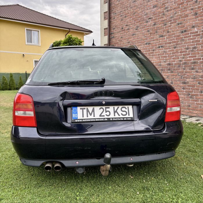 Audi A4 B5 2.4 V6 QUATTRO facelift