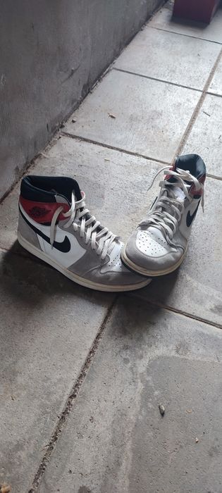 Vând Jordan 1 smoke grey măr. 41