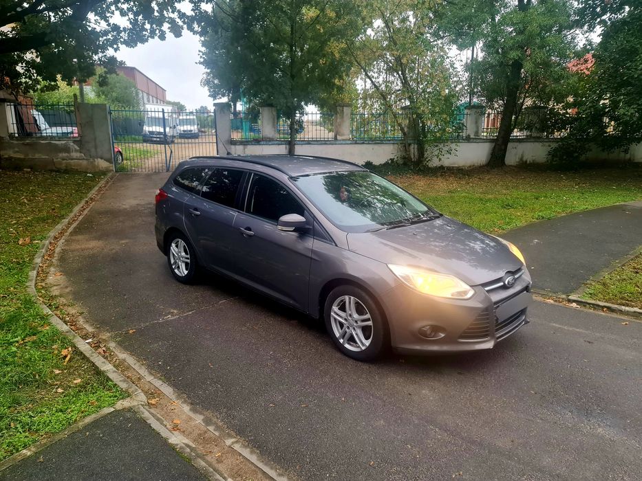 Vand/Schimb Ford Focus 1.6 benzina + gpl ( gaz )