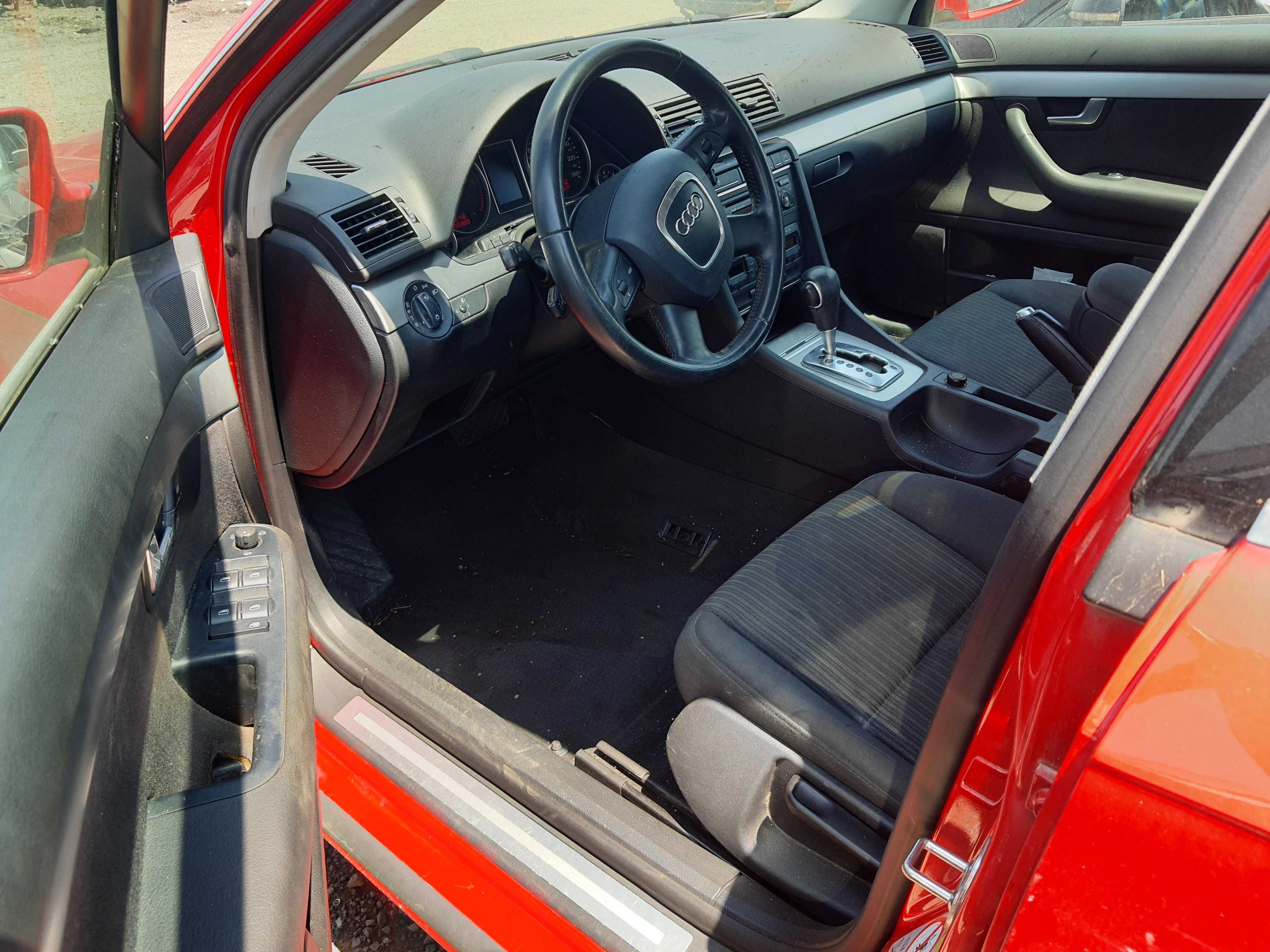 На части! Audi A4 2.0 TDI