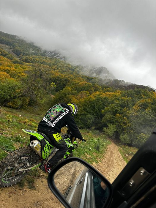KX 250F gripat !