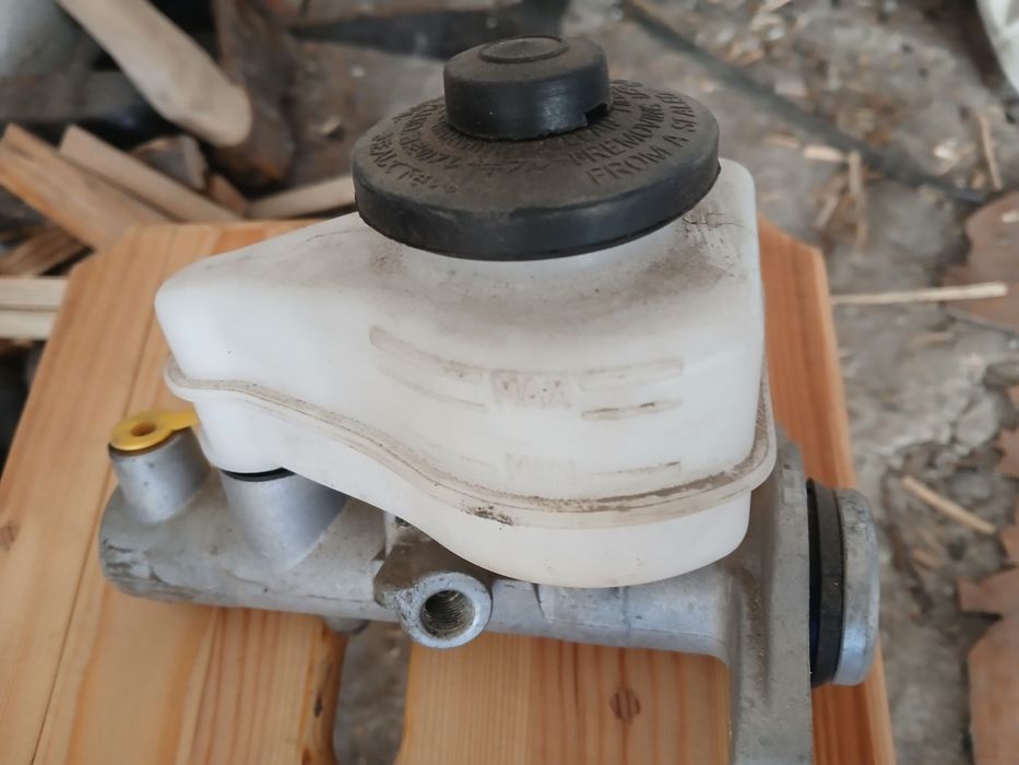 Главный цилиндр сцепления